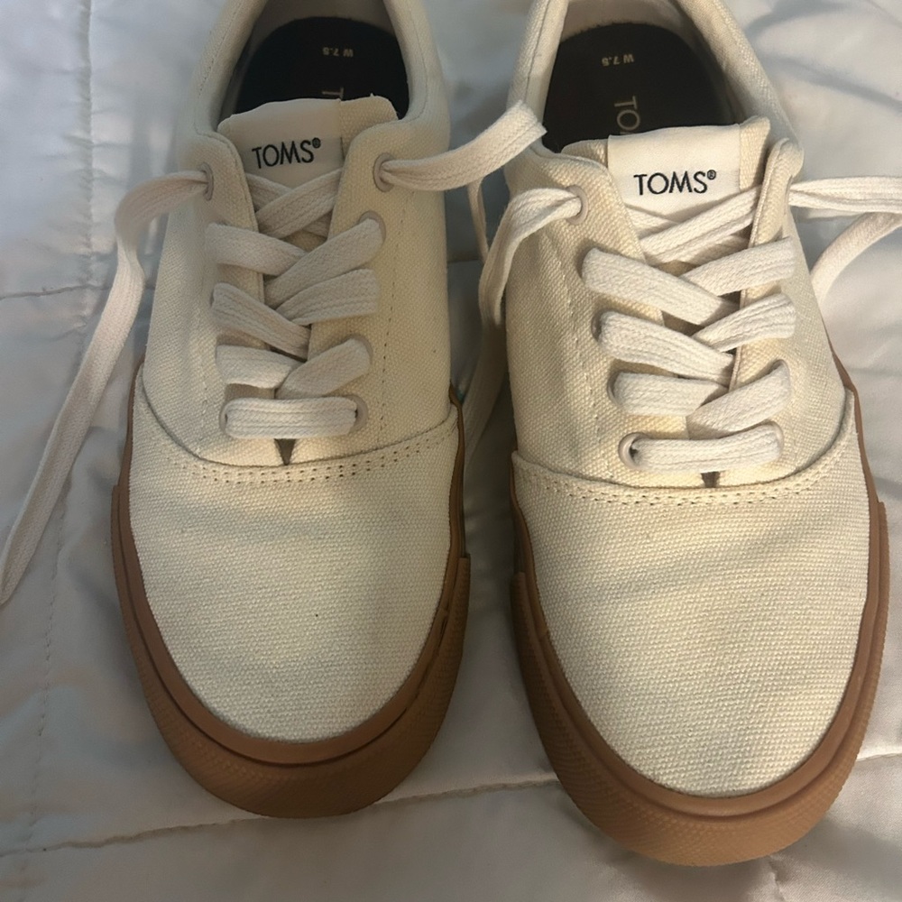 Toms Cream and Brown Canvas Sneakers with Gum Sole